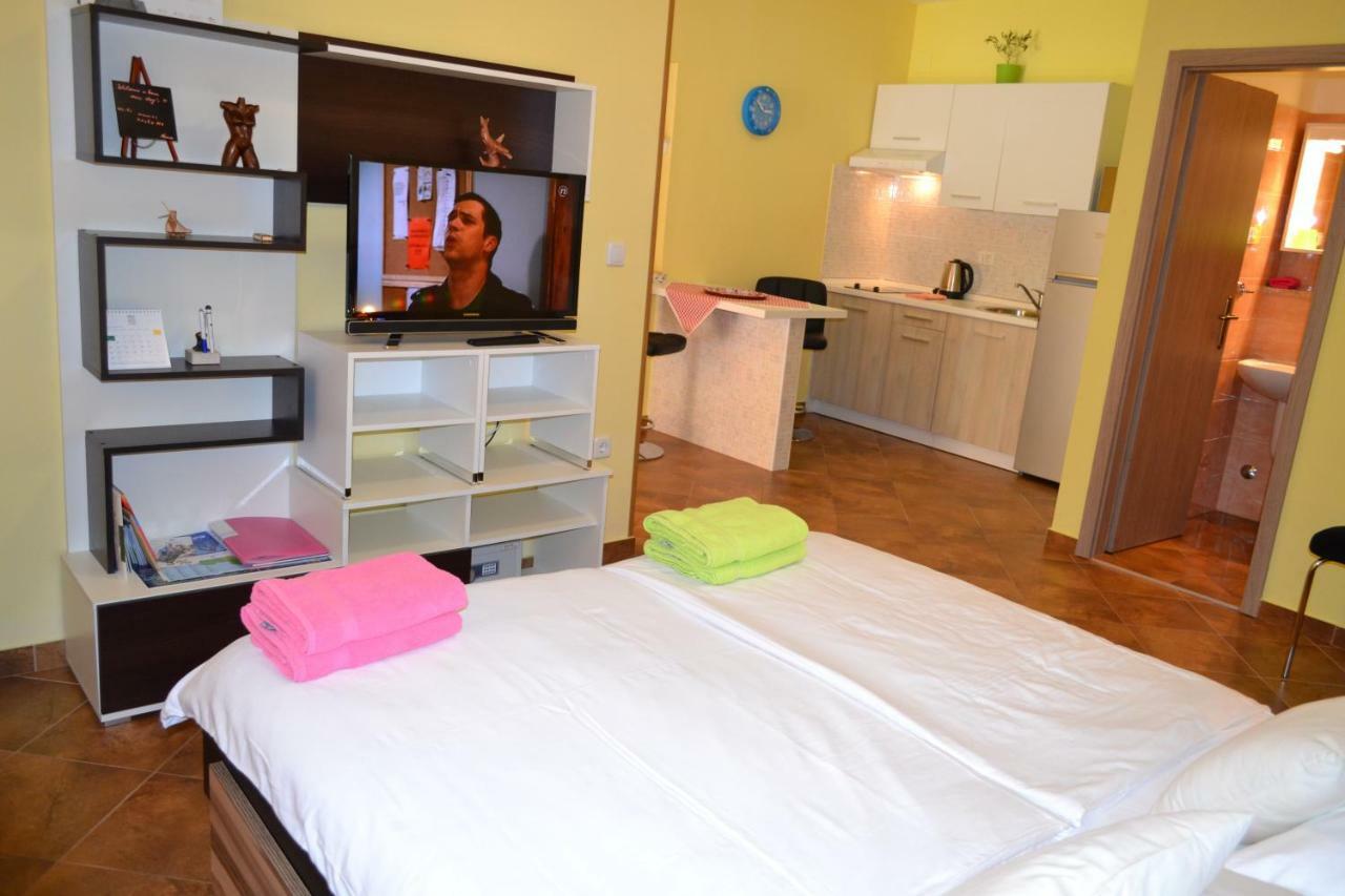 Abba Apartments Mali Lošinj Eksteriør billede