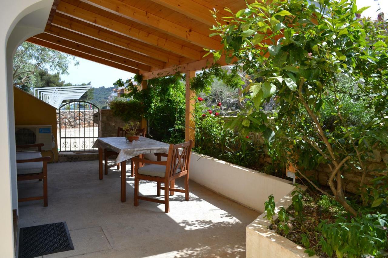 Abba Apartments Mali Lošinj Eksteriør billede