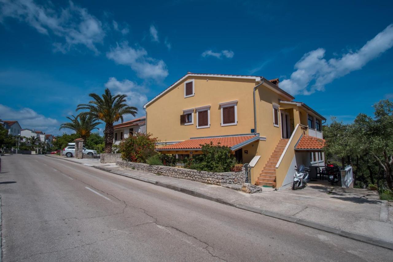 Abba Apartments Mali Lošinj Eksteriør billede