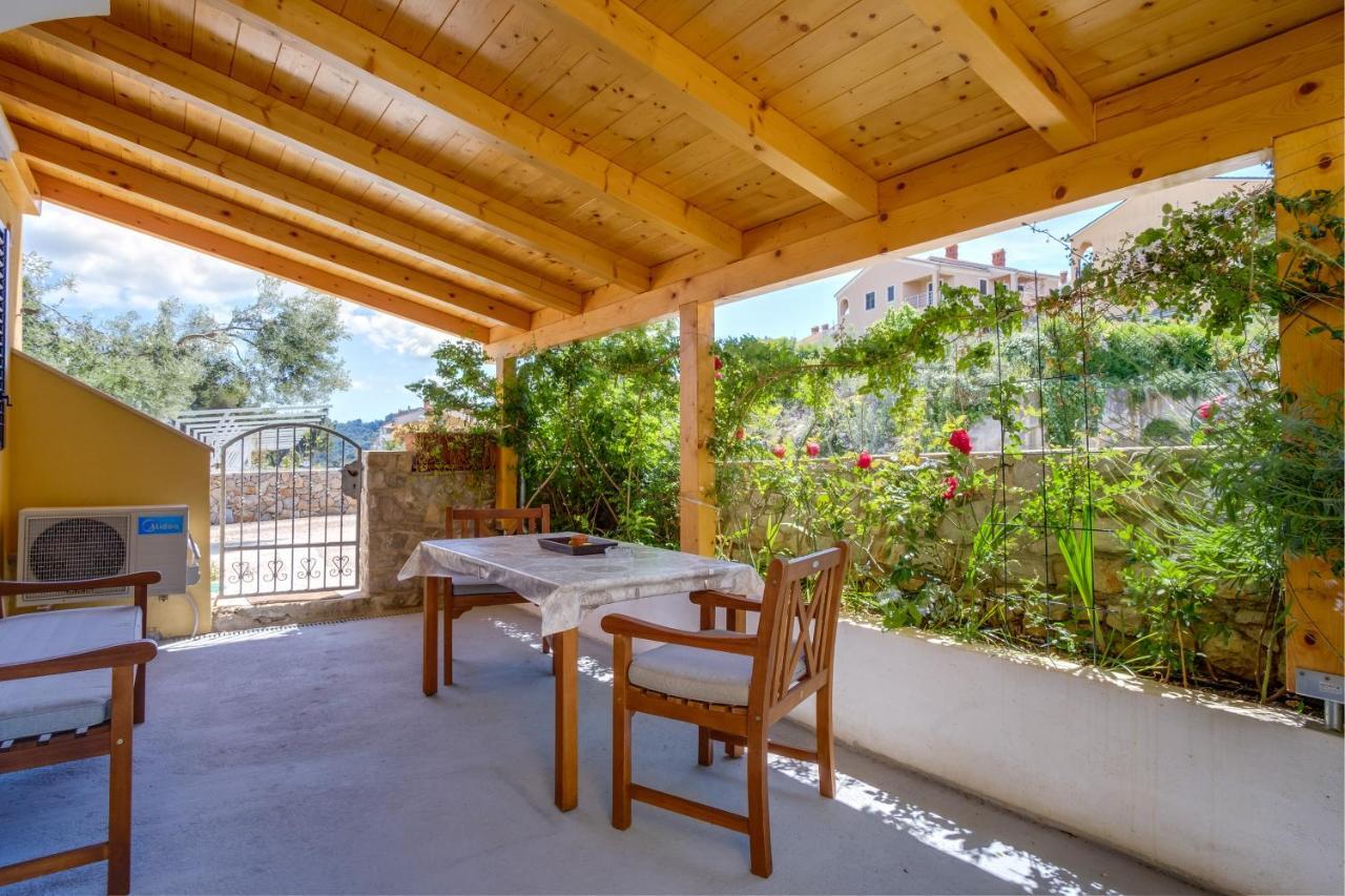 Abba Apartments Mali Lošinj Eksteriør billede